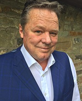 Ted Robbins Returns - 1st Oct 2022 Ted Robbins returns to the Union Club after his previous sold out shows. Ted will be supported by vocal  entertainer Helena Frances